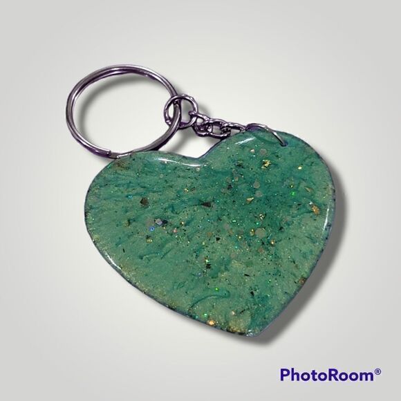 Luna Vexa Green Glitter Heart Keychain - Picture 11 of 16